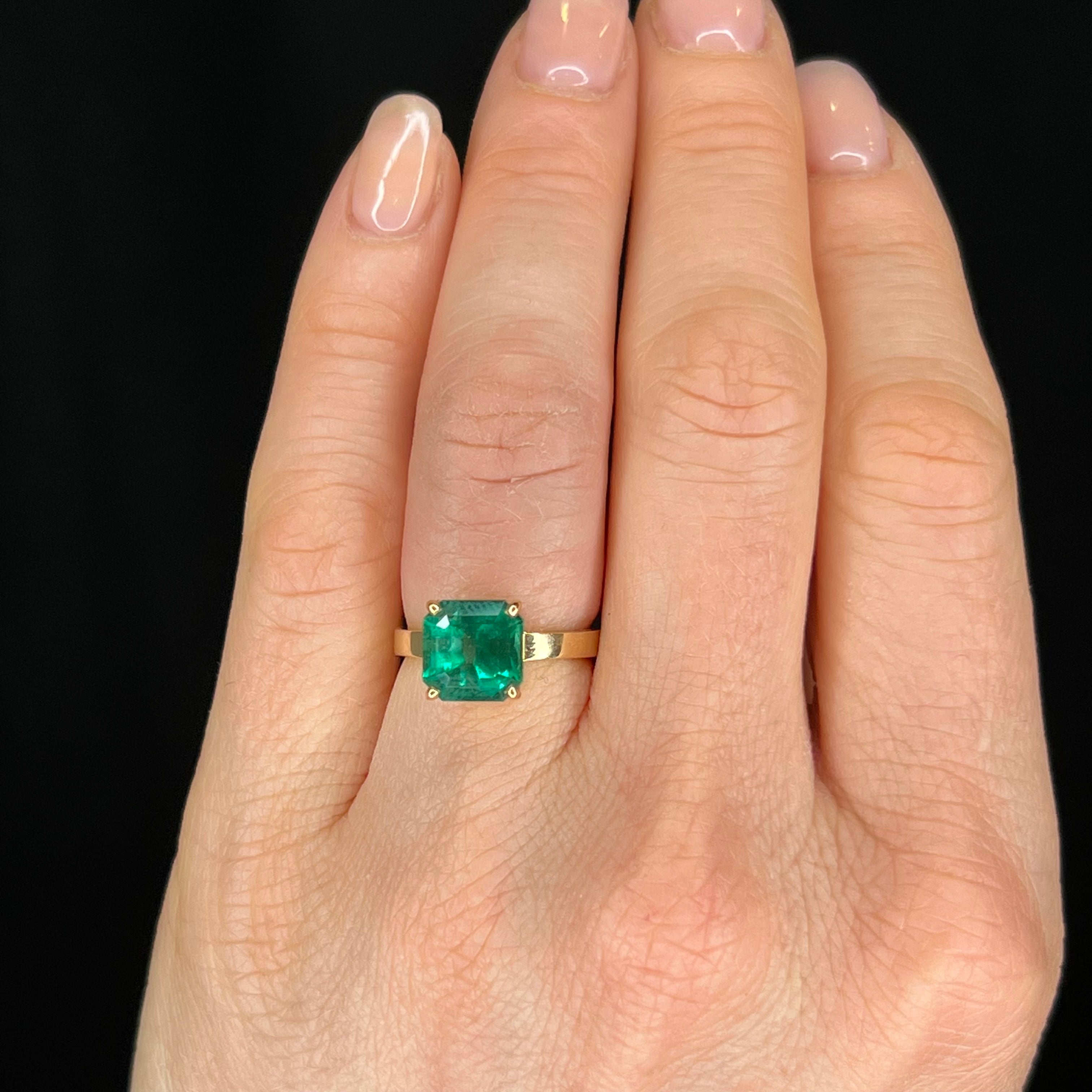3.76 Carat Colombian Emerald W/ Trillion Diamond 3-Stone Ring – ASSAY